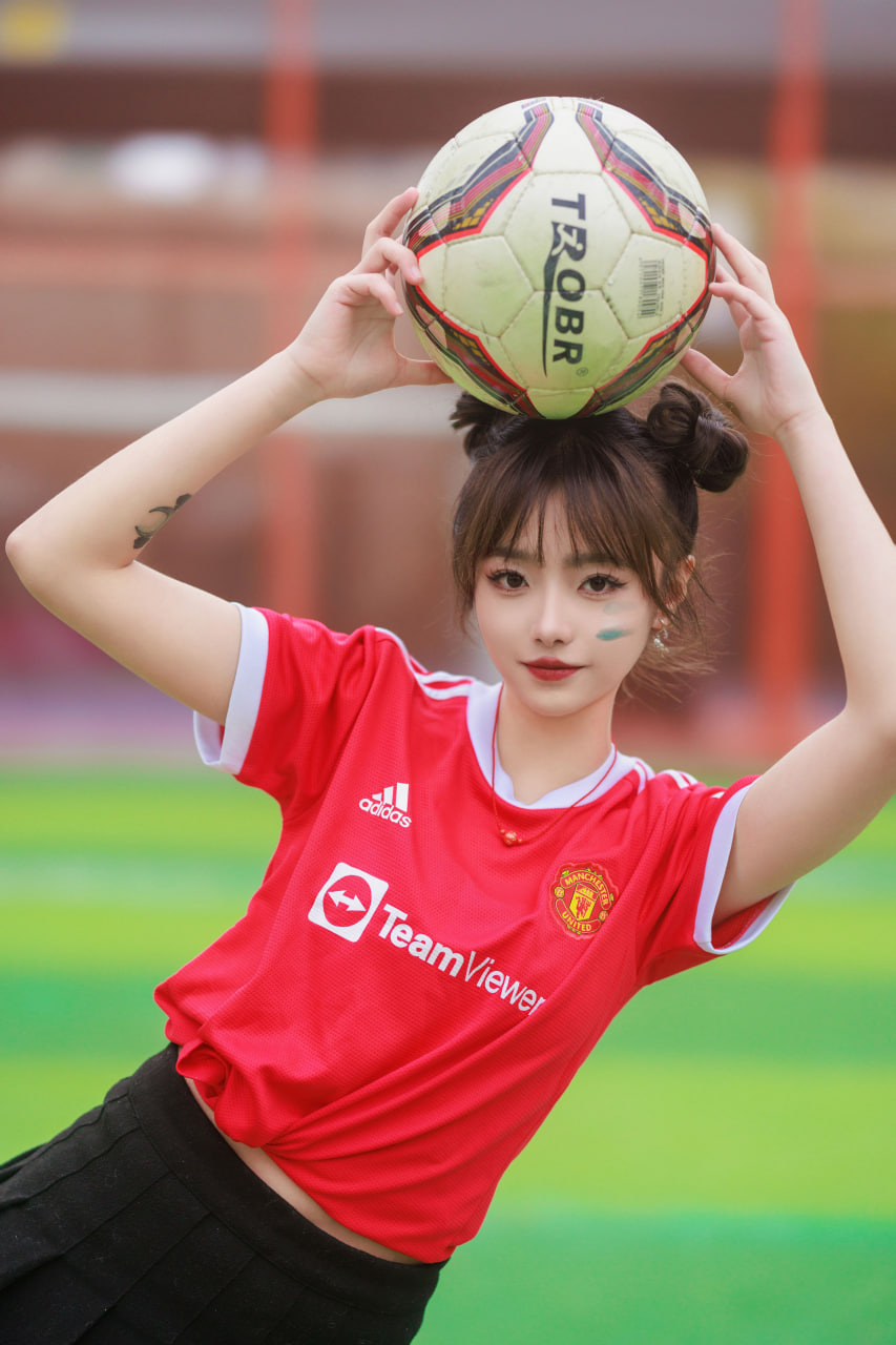罗马女神新动态：揭秘明星背后的浪漫含义
